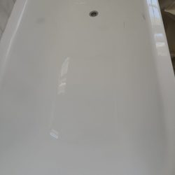 Bath  re-enamelling BATH RE-ENAMELLED  close up